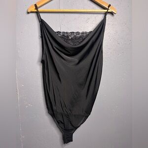 FREE PEOPLE Intimately Cowneck lace bodysuit in size Small